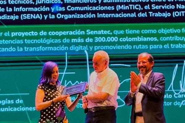 Senatec formará a 303.000 personas en programación, blockchain, Inteligencia Artificial y datos
