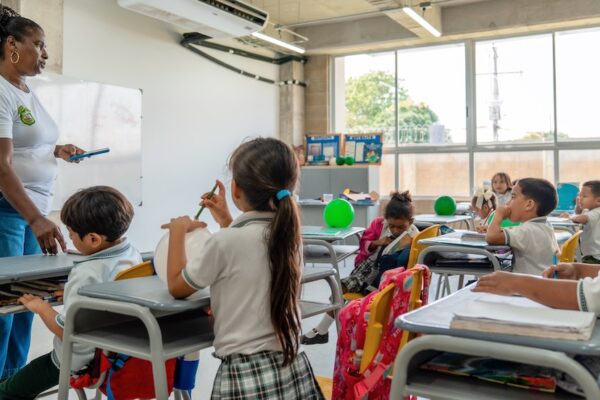 MinEducación anuncia cronograma de ascenso y reubicación salarial 2025